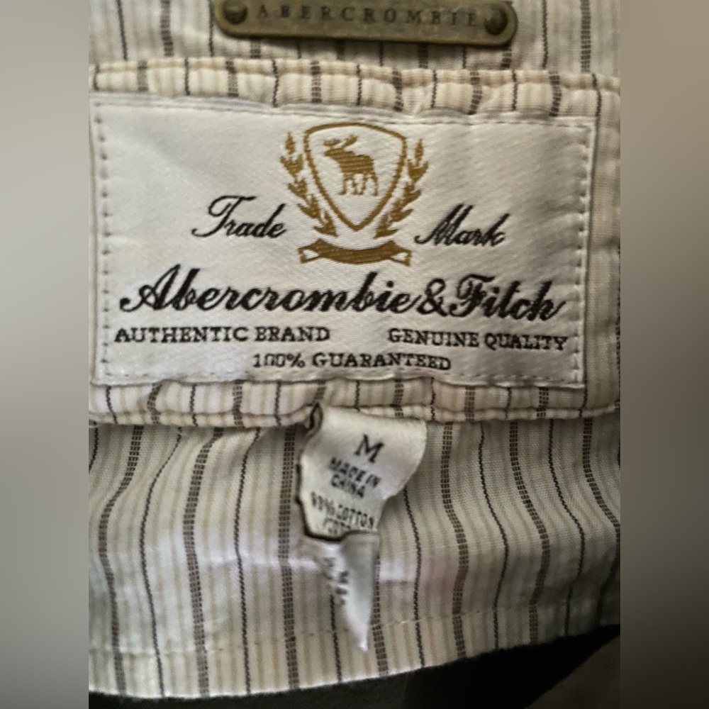 Lightweight Stylish Jacket - Picture 5 of 5